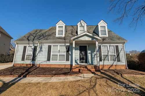 9501 Pondside Ln, Charlotte, NC, 28213-3793 | Card Image