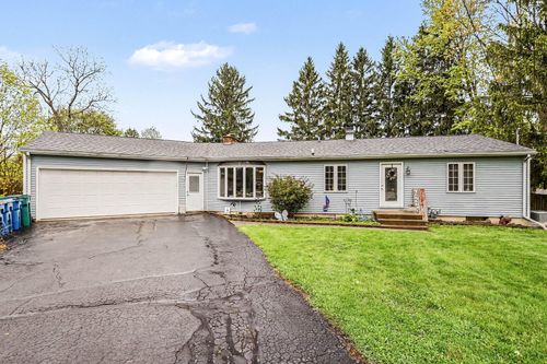 20 Wildrose Ln, Battle Creek, MI, 49015-7926 | Card Image