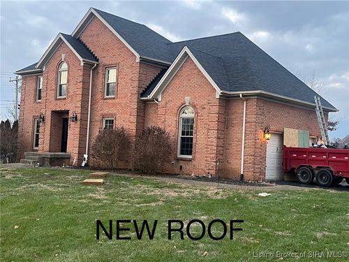 6207 Ridgefield Dr, Charlestown, IN, 47111-8873 | Card Image