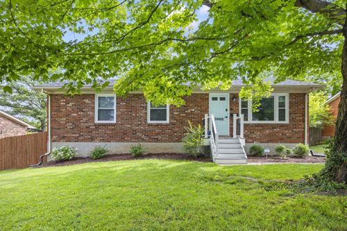 3668 King Arthur Dr, Lexington, KY, 40517-1450 | Card Image