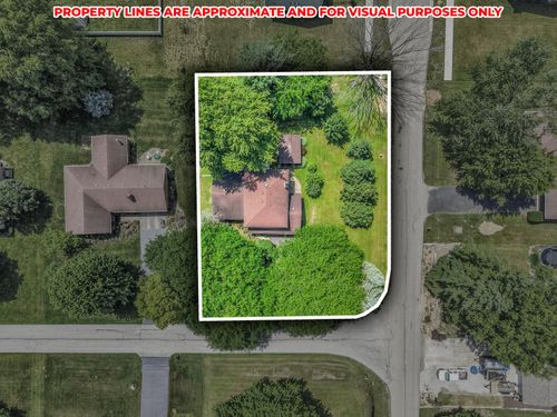 11 Roma Ct Sw, Etna, OH, 43062-9429 | Card Image