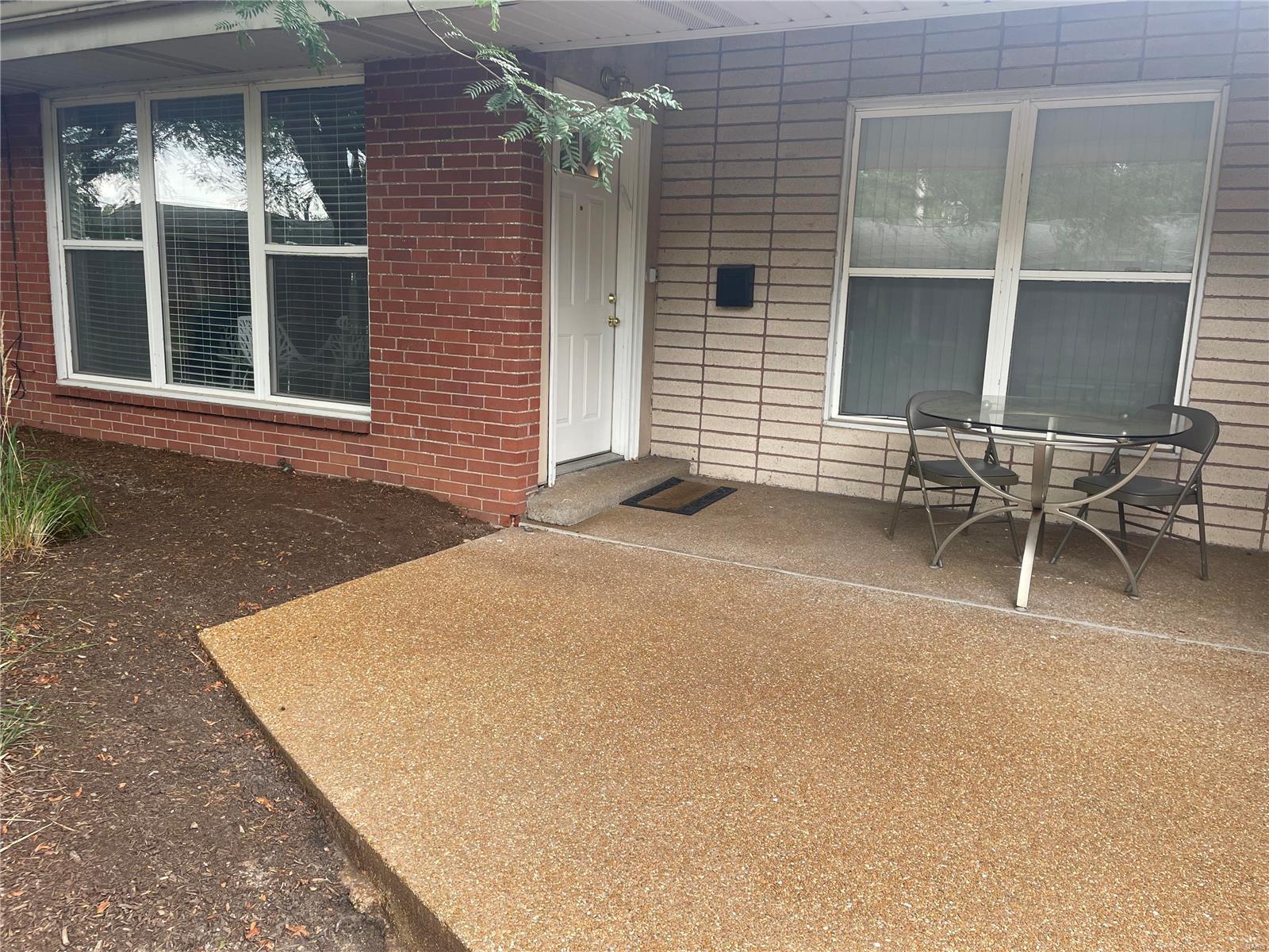Old Bonhomme Rd, Saint Louis, MO 63132