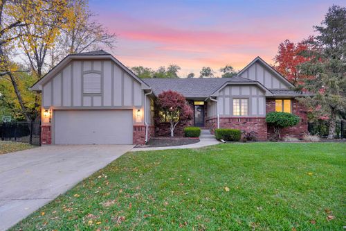 10106 E Mainsgate Cir, Wichita, KS, 67226-3661 | Card Image