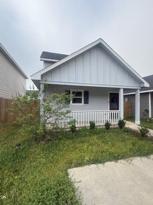 16400 Marie St, Conroe, TX, 77301 | Card Image