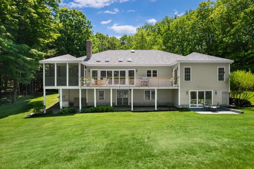 33 Buck Dr, Eliot, ME, 03903-2054 | Card Image