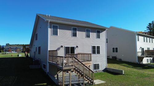 154 Chase Ct, Essex, VT, 05452-4153 | Card Image