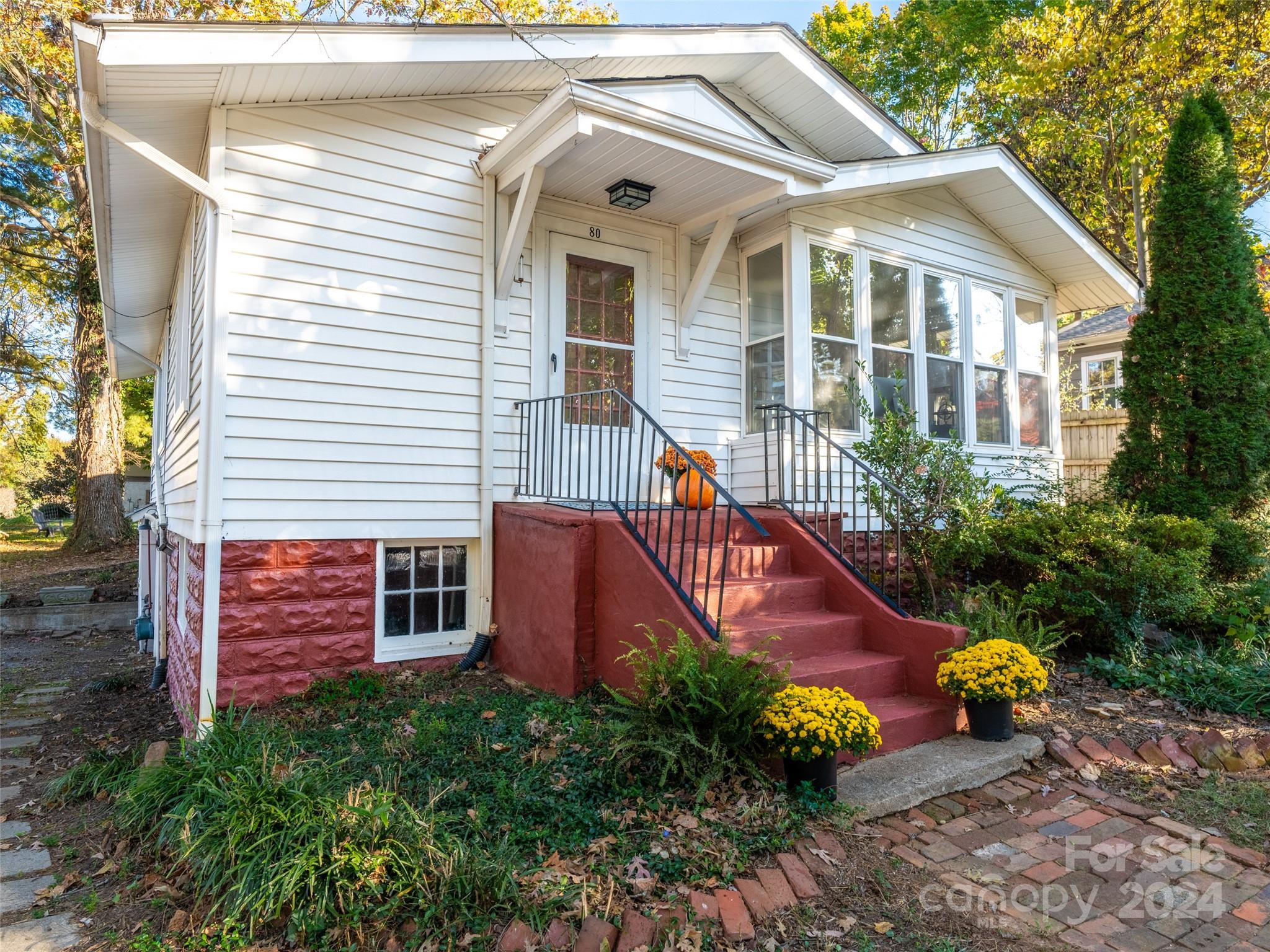 Nebraska St, Asheville, NC 28806