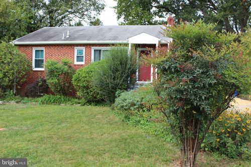 8508 63rd Ave, Berwyn Heights, MD, 20740-2654 | Card Image