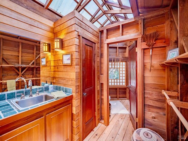 10951 Big Meadow Rd, House other with 2 bedrooms, 3 bathrooms and 6 parking in Philo CA | Image 39