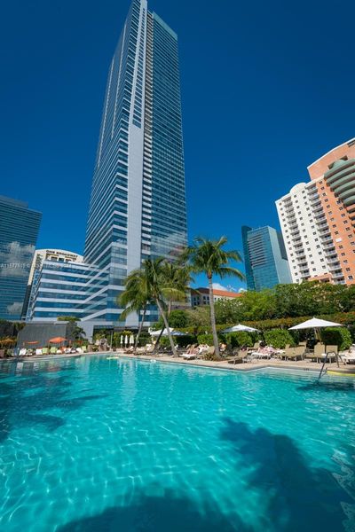 3209 - 1435 Brickell Ave, Home with 1 bedrooms, 1 bathrooms and null parking in Miami FL | Image 1