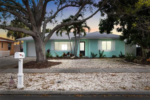 280 41st Ave, ST PETE BEACH, FL, 33706-2614 | Card Image