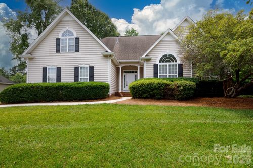 2067 Winding Oak Rd, Rock Hill, SC, 29732-7478 | Card Image