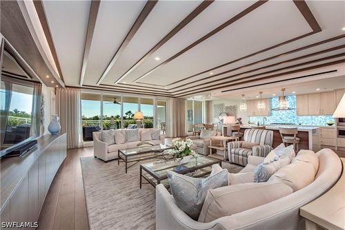 302-13915 Old Coast Rd, NAPLES, FL, 34110-8716 | Card Image