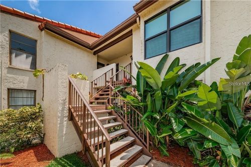 4-217-2595 Cyprus Dr, PALM HARBOR, FL, 34684-1044 | Card Image