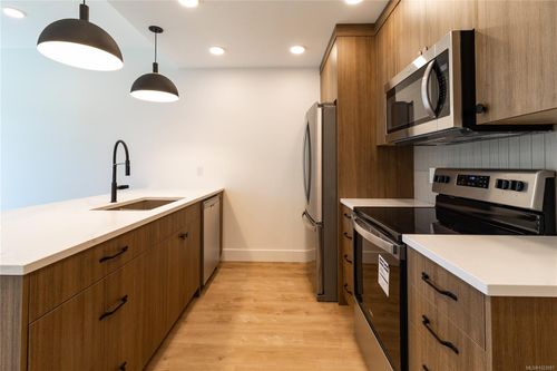 306-201 Dogwood Dr, Ladysmith, BC, V9G1S8 | Card Image