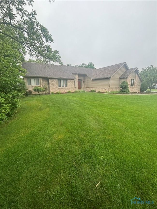 6134 Cemetery Rd, House other with 3 bedrooms, 3 bathrooms and 2 parking in Whitehouse OH | Image 5