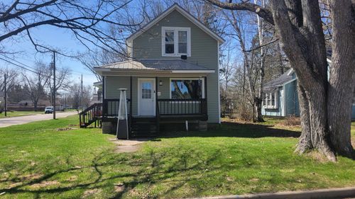 206 10th Ave, Antigo, WI, 54409-2642 | Card Image