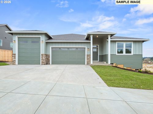 77-3447 Ne Justus Ave, Estacada, OR, 97023-7812 | Card Image
