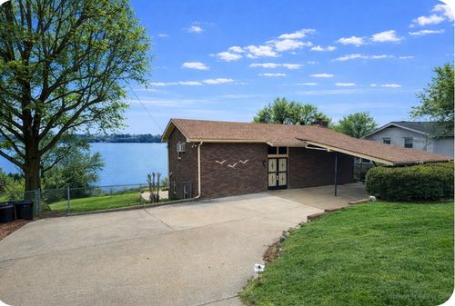 152 Roberta Dr, Hendersonville, TN, 37075-5320 | Card Image