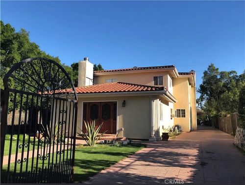 11242 Sheldon St, Sun Valley, CA, 91352 | Card Image