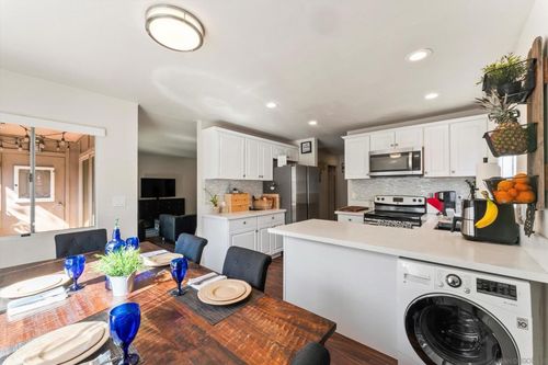 7-5483 Adobe Falls Rd, San Diego, CA, 92120-4477 | Card Image