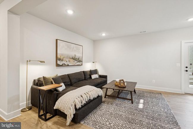 3880 Hillview Ct, House other with 5 bedrooms, 4 bathrooms and null parking in Alexandria VA | Image 43