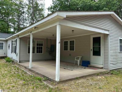 112 Lake Valley Road, House other with 3 bedrooms, 2 bathrooms and null parking in Kalkaska MI | Image 2