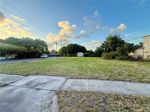 2518 and 2520 Coleman Avenue, Corpus Christi, TX, 78405 | Card Image