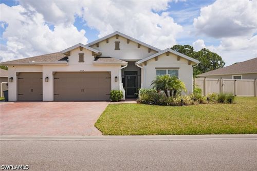 18236 Everson Miles Cir, NORTH FORT MYERS, FL, 33917-3980 | Card Image