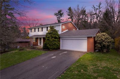 627 Driftwood Drive, House other with 5 bedrooms, 2 bathrooms and 2 parking in O'hara PA | Image 2