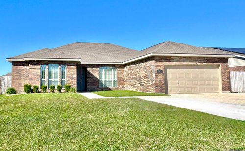 11083 S Bayou View Dr, Gonzales, LA, 70737-6561 | Card Image