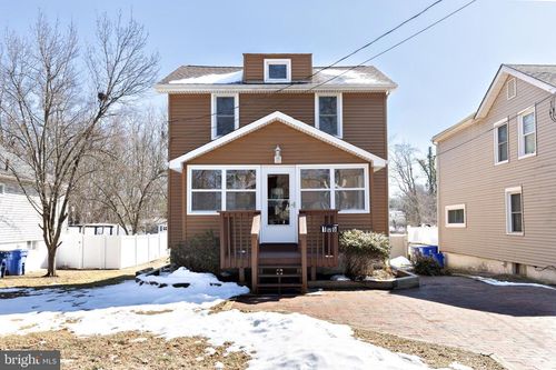 106 Pine St, MOORESTOWN, NJ, 08057-1035 | Card Image