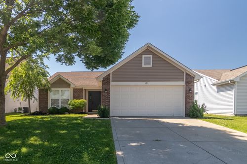815 Tall Timber Dr, Greenwood, IN, 46143-7386 | Card Image