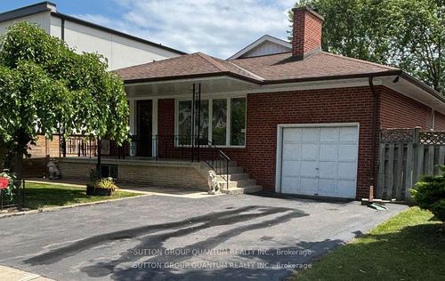 61 Forest Ave, Mississauga, ON, L5G1L3 | Card Image