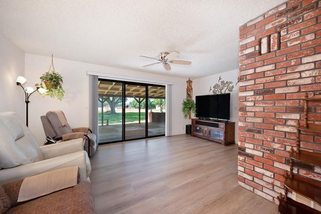 8798 Caselman Rd, House other with 3 bedrooms, 3 bathrooms and null parking in Sacramento CA | Image 5