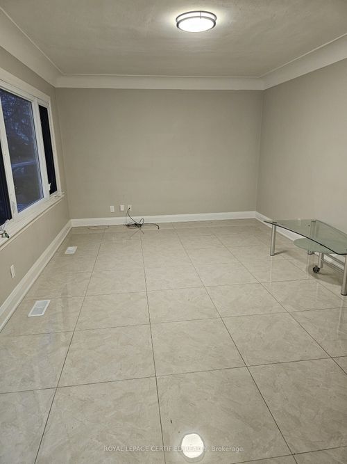 299 W 2nd St, Hamilton, ON, L9C3H1 | Card Image