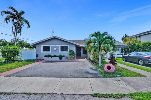 n-2415 Sw 99th Pl, Miami, FL, 33165-2649 | Card Image
