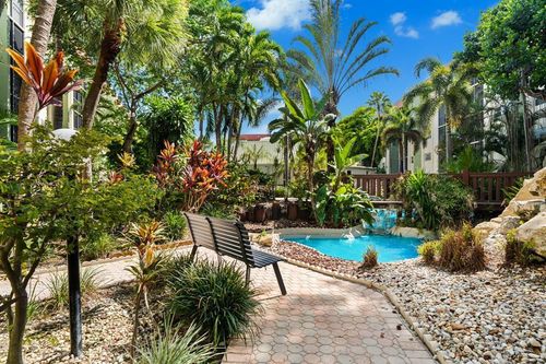 apt-205a-5321 Ne 24th Ter, Fort Lauderdale, FL, 33308-3918 | Card Image