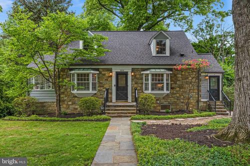 2828 Cleave Dr, FALLS CHURCH, VA, 22042-2308 | Card Image