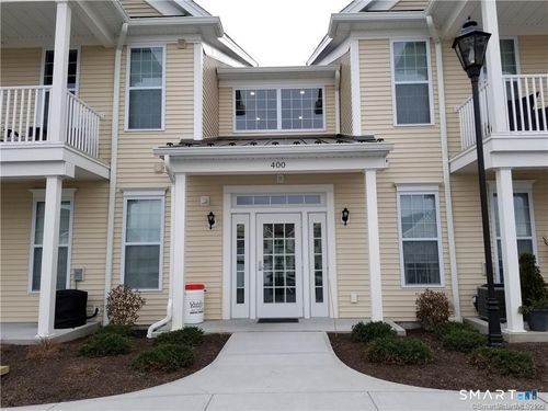 424-424 Center Meadow Ln, Danbury, CT, 06810-1511 | Card Image