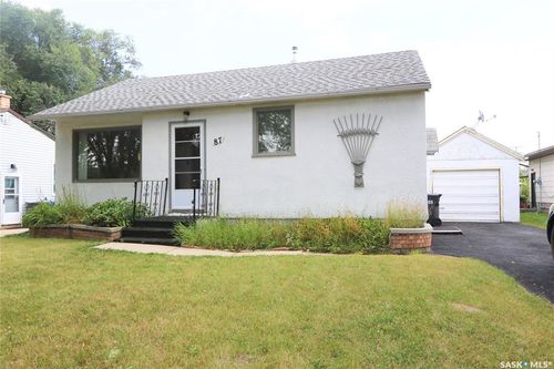 87 James Ave, Yorkton, SK, S3N2C3 | Card Image