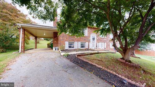 5252 W Boniwood Turn, CLINTON, MD, 20735-4190 | Card Image