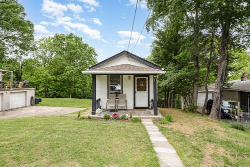 2418 Harris St, Crescent Springs, KY, 41017-1326 | Card Image