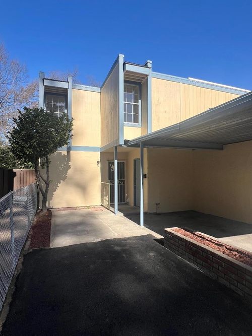 786 Simpson Place, Santa Rosa, CA, 95401 | Card Image