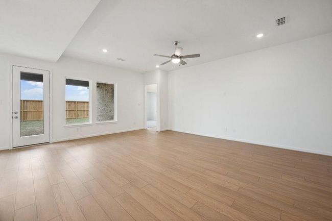 21918 Wycombe Terrace ~ Ready Now | Image 10