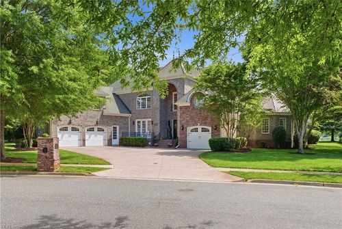 1601 Water View Cir, Chesapeake, VA, 23322-2171 | Card Image