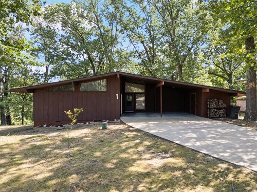 1 Orr Ln, Bella Vista, AR, 72715-8767 | Card Image