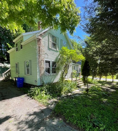 38 Fredonian St, Shirley, MA, 01464-2837 | Card Image