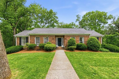 5802 Vine Ridge Dr, Nashville, TN, 37205-1326 | Card Image