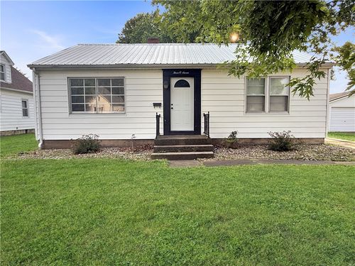 307 Nw 2nd St, Casey, IL, 62420-1124 | Card Image